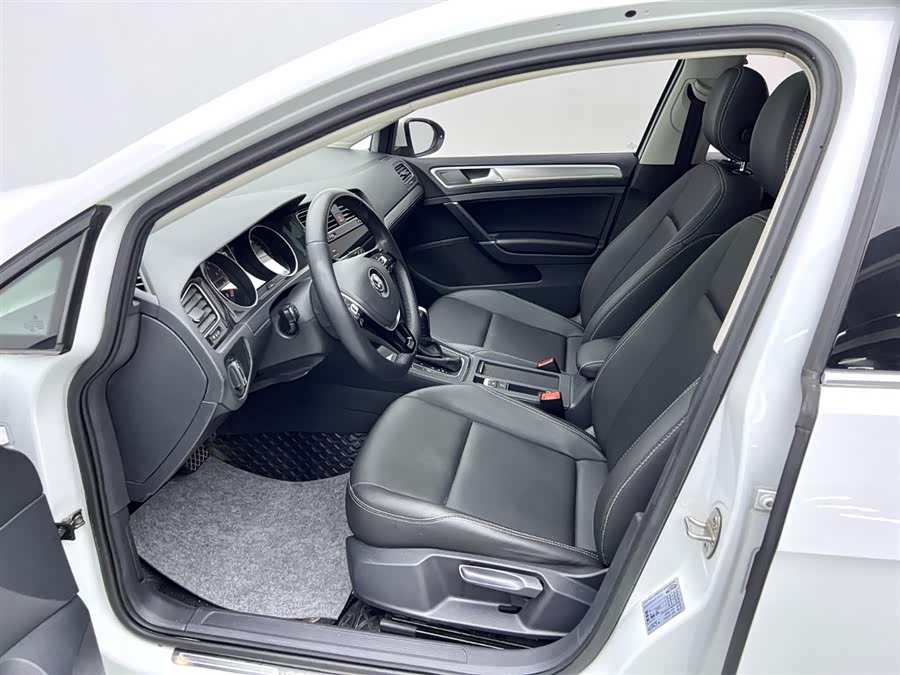 Volkswagen Golf 2020 imagem de carro #14