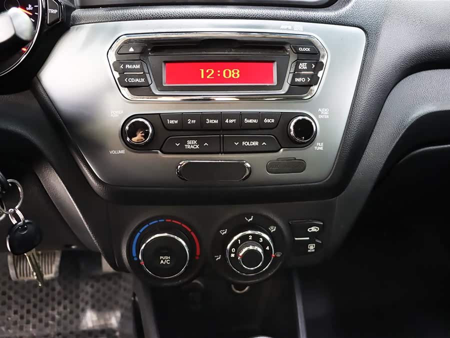 起亚 起亚K2 2012 汽车图片 #14