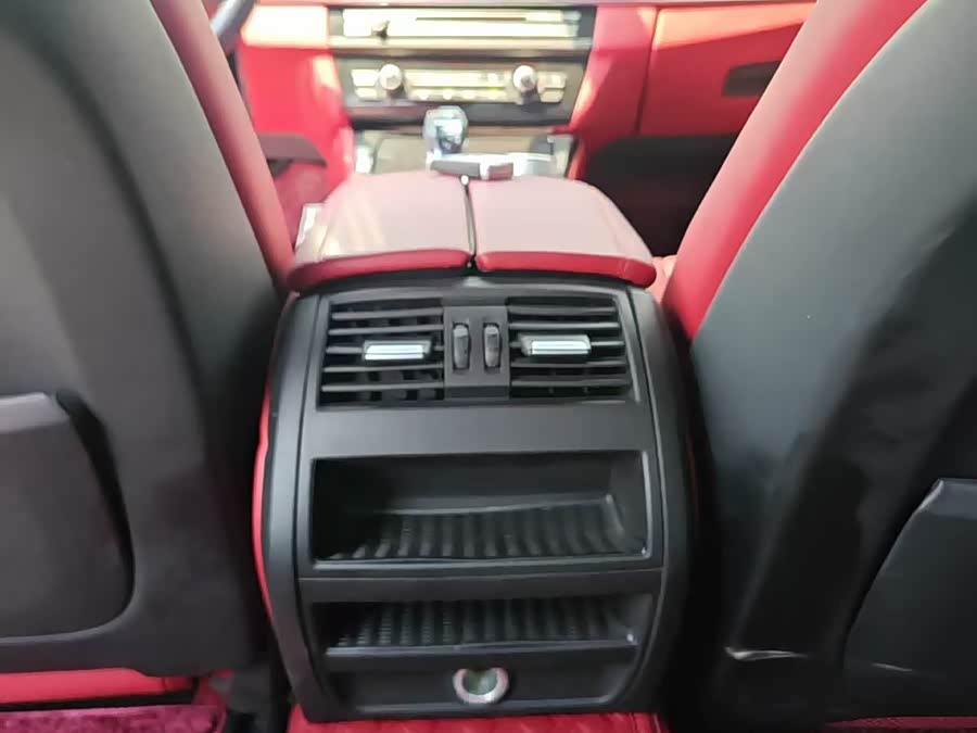 BMW 5 Series 2010 #14 BMW 5 Series 2010 car image #14