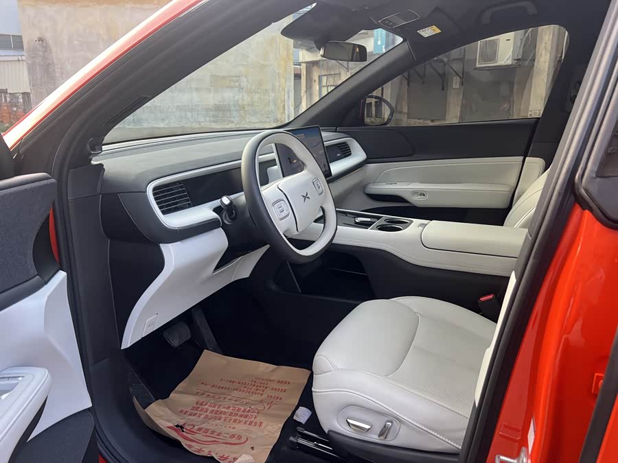 Xpeng G6 2024 صورة سيارة #14