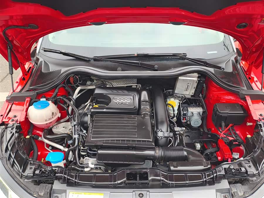 Audi A1 2016 car image #14