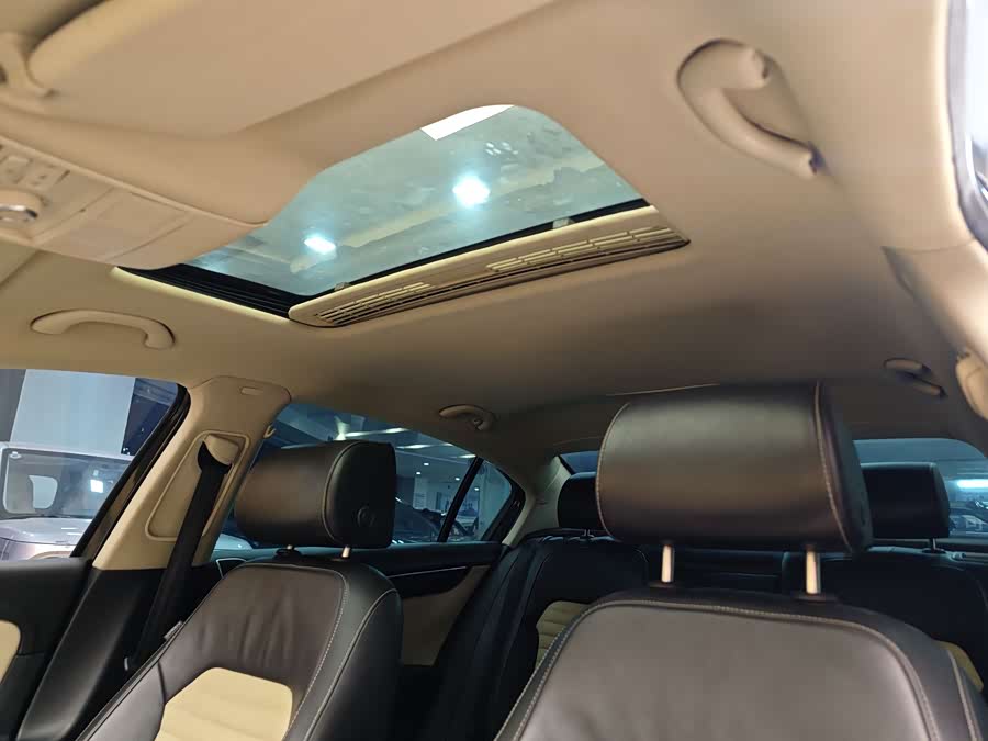 Volkswagen Magotan 2013 immagine di auto #14