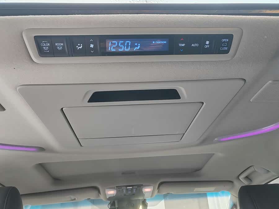 Toyota Vellfire 2020 car image #14