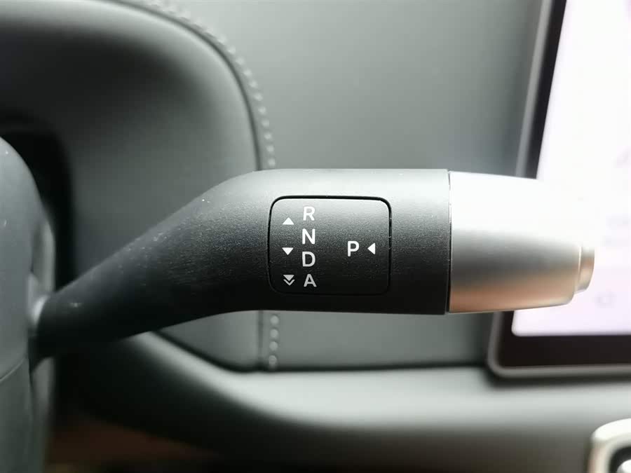 Li L6 2025 imagen de coche #14