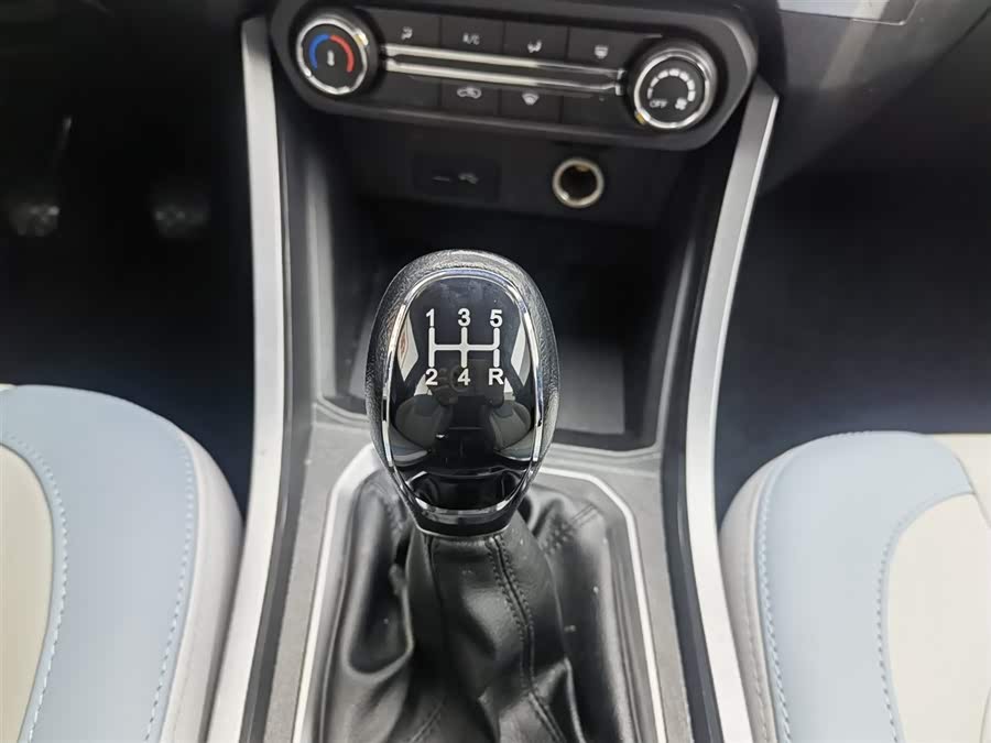 Chery Tiggo 3x 2023 car image #14
