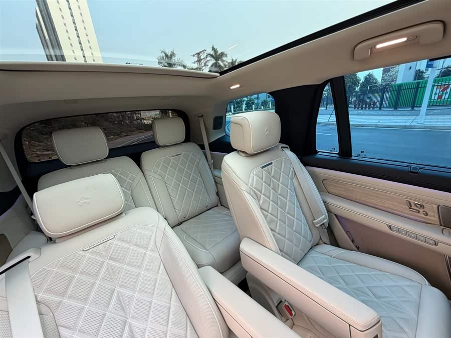 蔚来 蔚来ES8 2025 汽车图片 #14