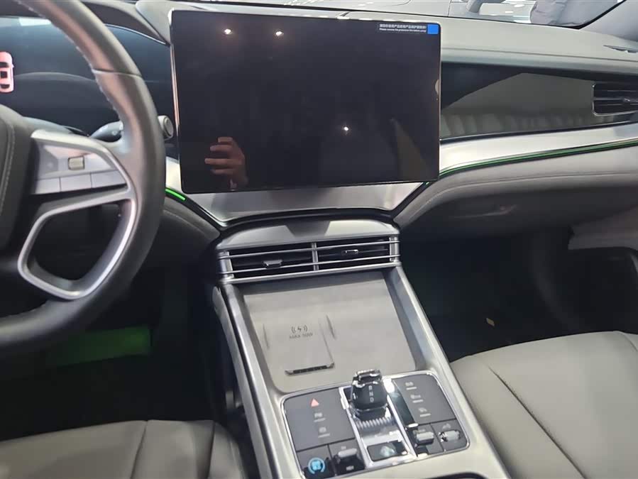 BYD Seal 07 DM-i 2025 car image #14