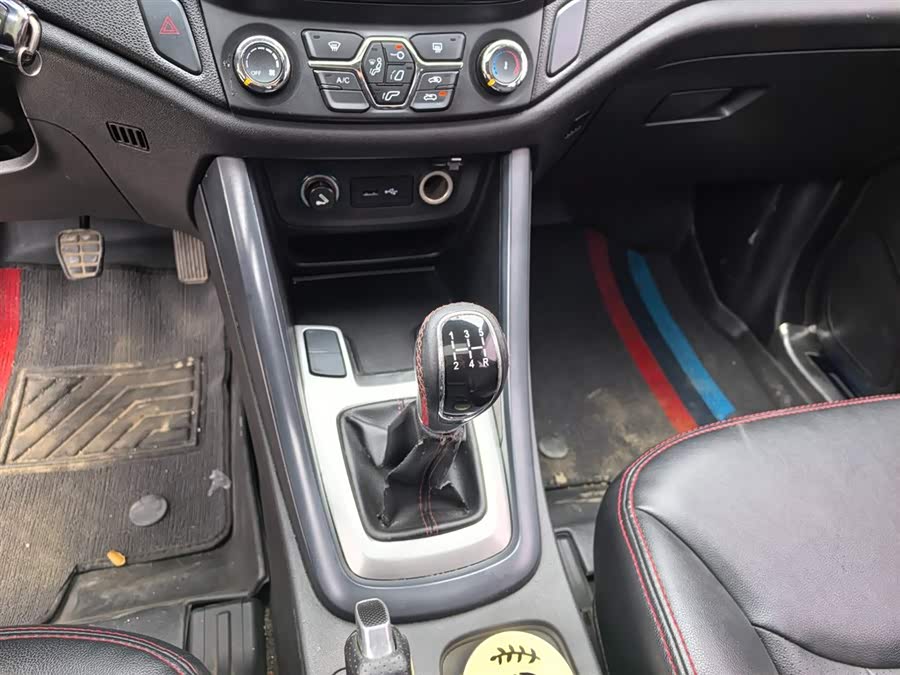 Chery Tiggo 5 2015 car image #14