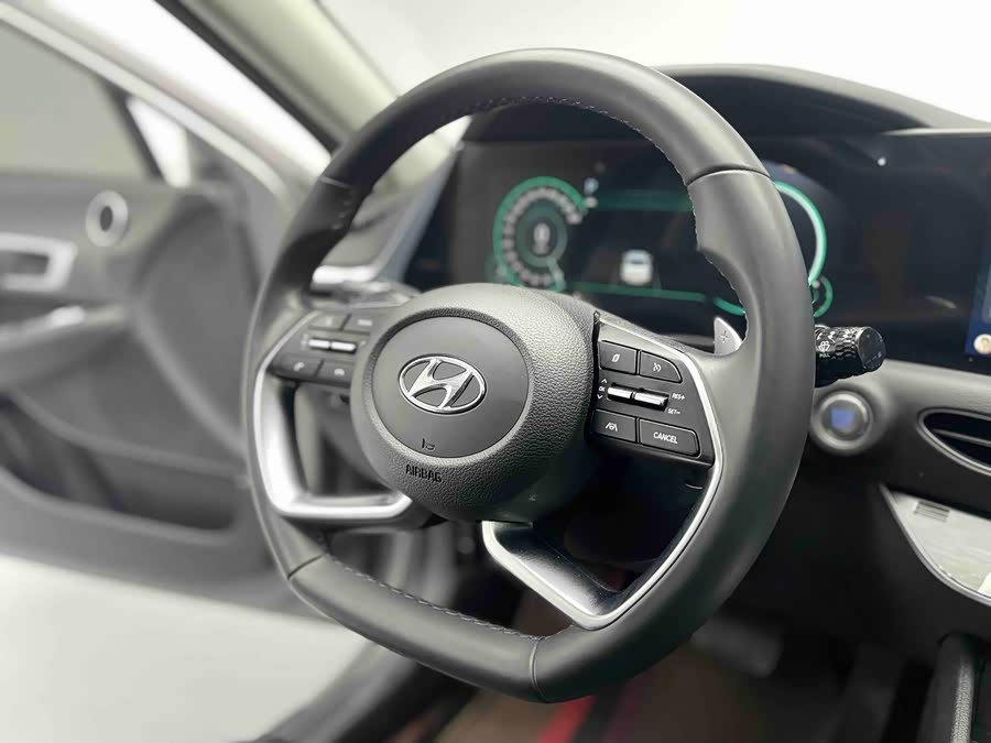 Hyundai Sonata 2021 immagine di auto #14