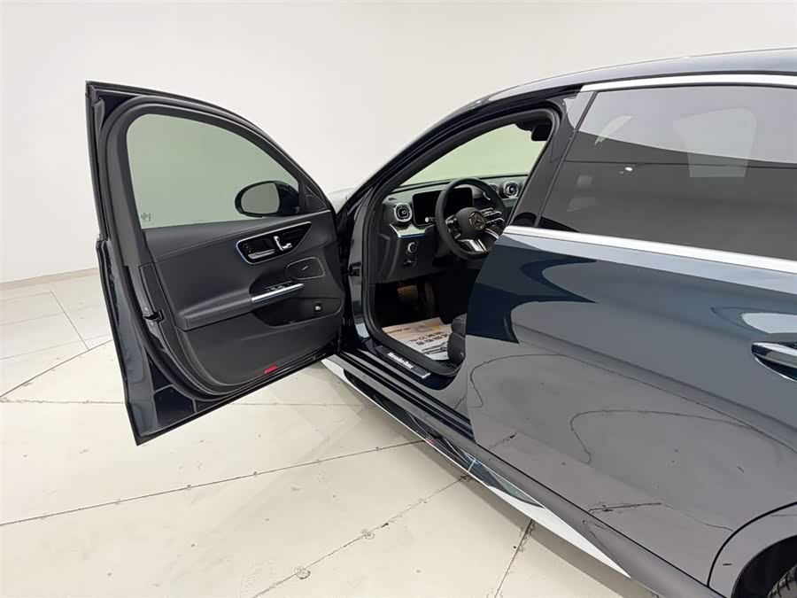 Mercedes-Benz C Class 2024 #14 Mercedes-Benz C Class 2024 car image #14