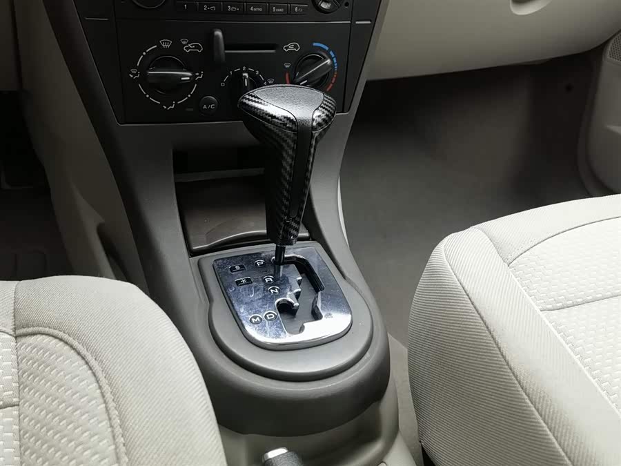 Citroen C-Quatre 2010 car image #14