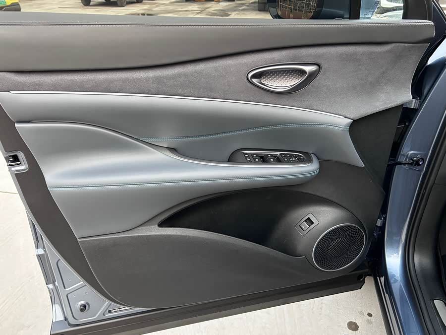 BYD Sea Lion 07 DM-i 2025 car image #14