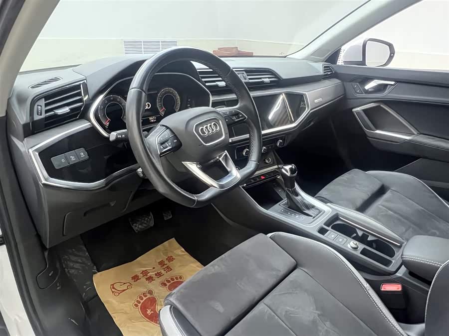 Audi Q3 2022 #14 Audi Q3 2022 car image #14