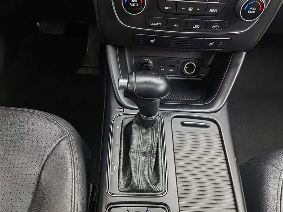 起亚 索兰托 2014 汽车图片 #14