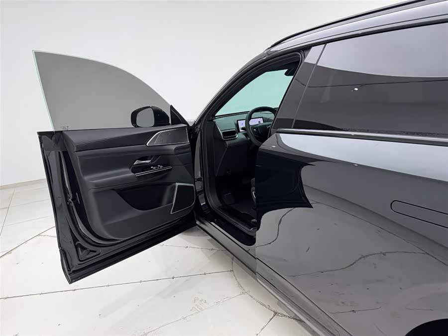 小鹏 小鹏G9 2025 汽车图片 #14