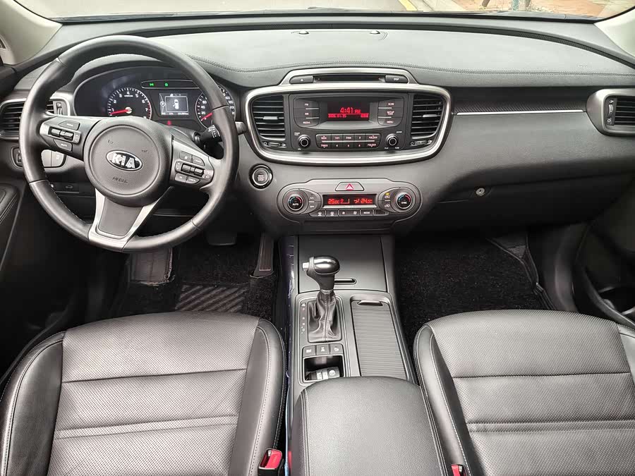 Kia Sorento 2016 car image #14