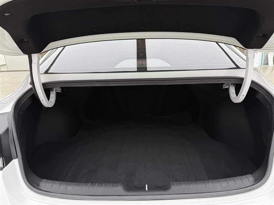 Hyundai Elantra 2023 car image #14