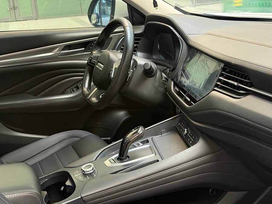 Haval 2018 car image #14