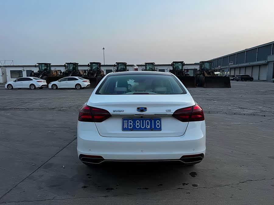 GEELY Emgrand 2018 #14 GEELY Emgrand 2018 car image #14