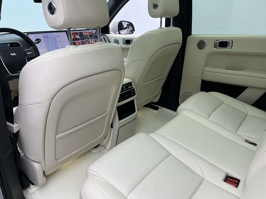 Li L6 2025 imagen de coche #14