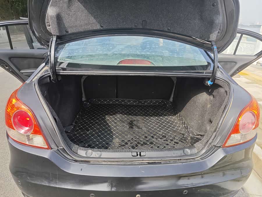 Volkswagen Lavida 2011 изображение автомобиля #14