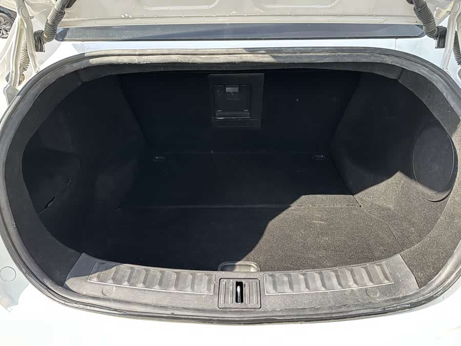 Avatr 11 2023 immagine di auto #14