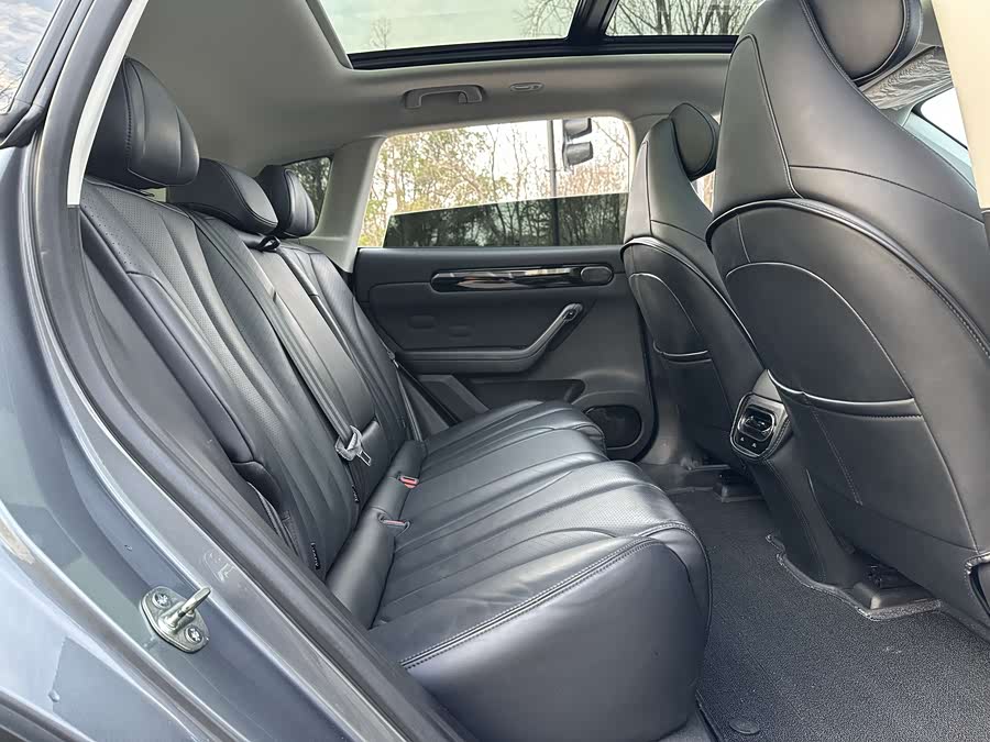 零跑汽车 零跑C11 2022 汽车图片 #14