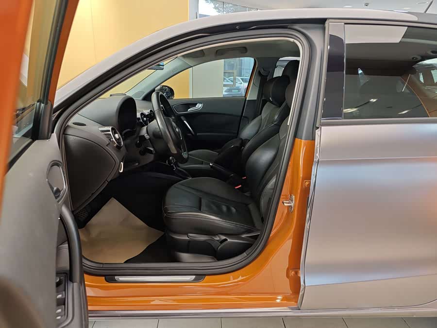 Audi A1 2013 car image #14