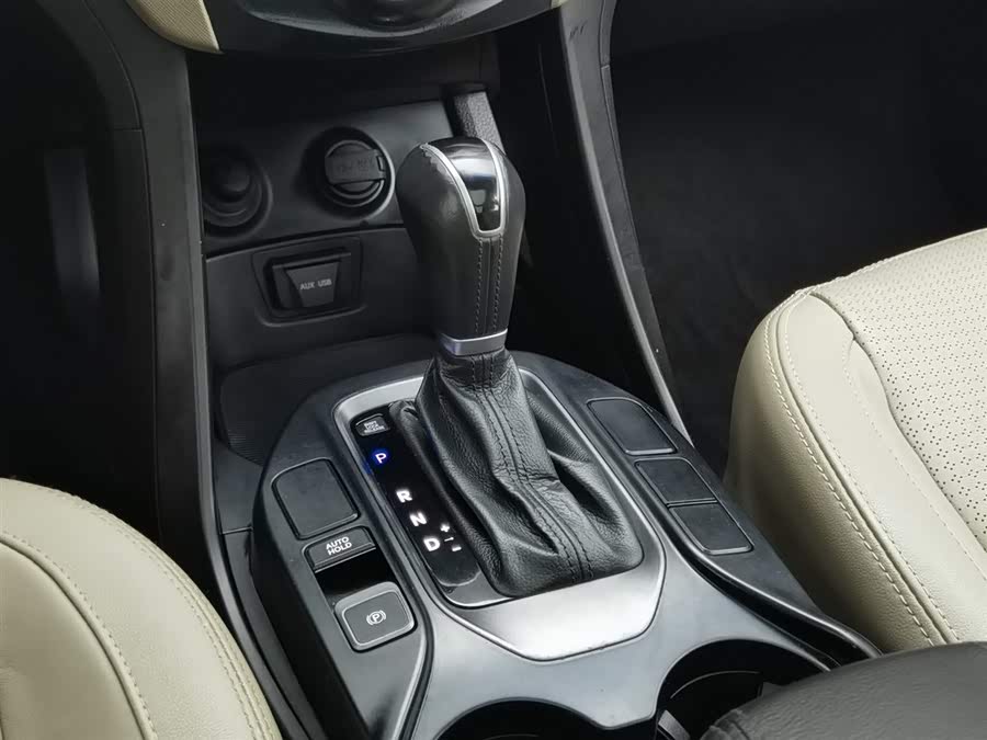 Hyundai Santa Fe 2014 car image #14