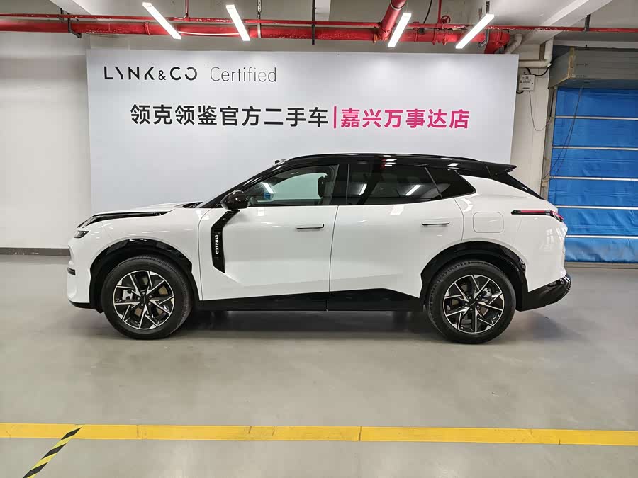 Lynk & Co 08 EM-P 2025 #14 Lynk & Co 08 EM-P 2025 car image #14