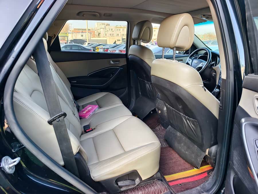 Hyundai Grand Santa Fe 2015 #14 Hyundai Grand Santa Fe 2015 car image #14