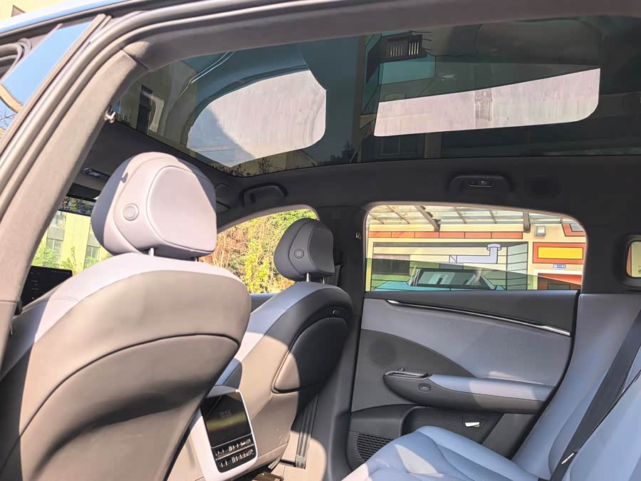 Xpeng G7 2025 #14 Xpeng G7 2025 car image #14