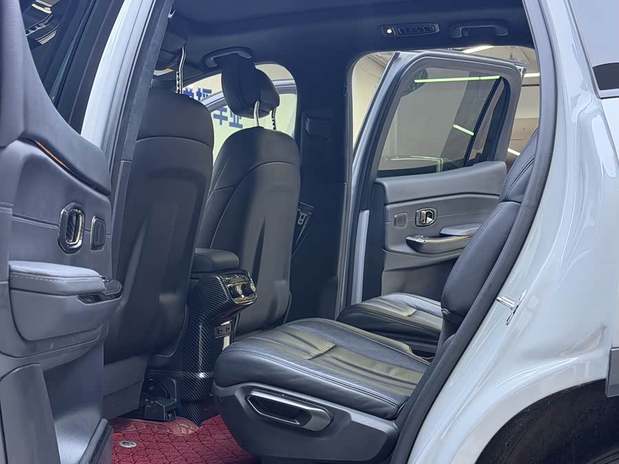 蔚来 蔚来ES8 2022 汽车图片 #14