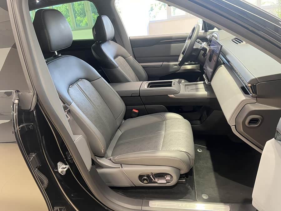 极氪 极氪7X 2024 汽车图片 #14