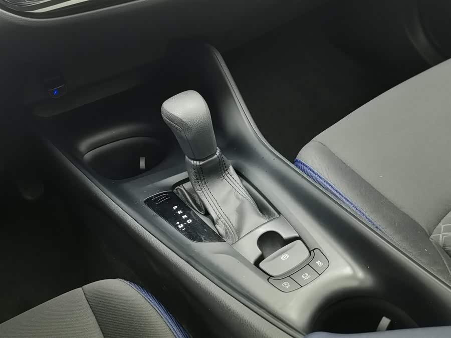 Toyota C-HR 2022 car image #14