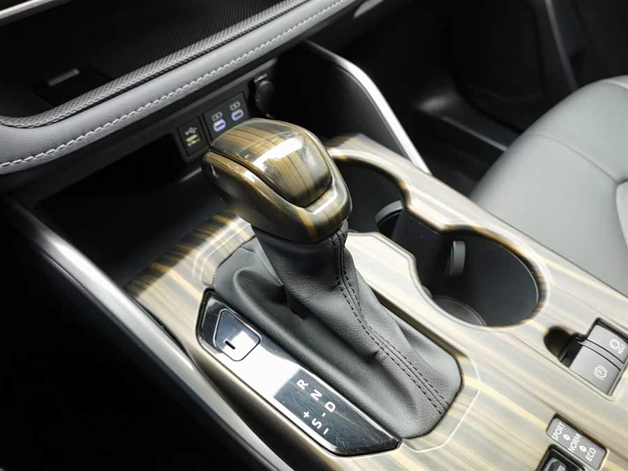 Toyota Highlander 2025 #14 Toyota Highlander 2025 imagen de coche #14