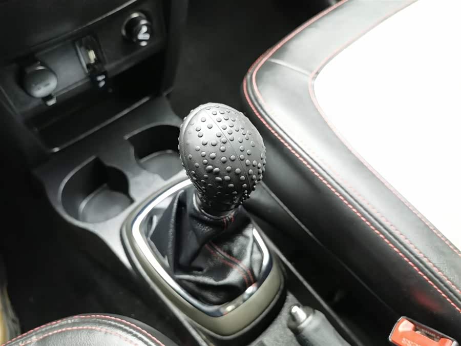 Great Wall M4 2014 car image #14