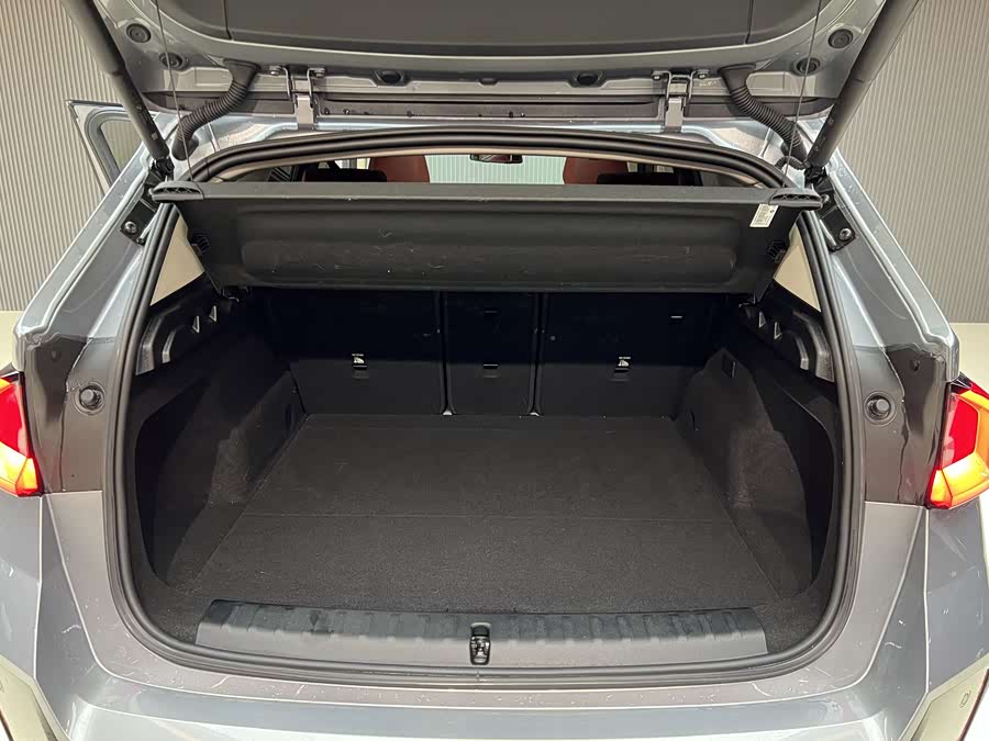 BMW iX1 2024 #14 BMW iX1 2024 car image #14