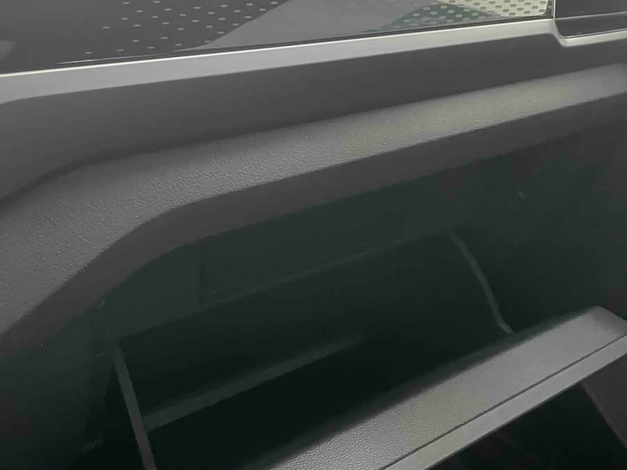Volkswagen T-Cross 2022 car image #14