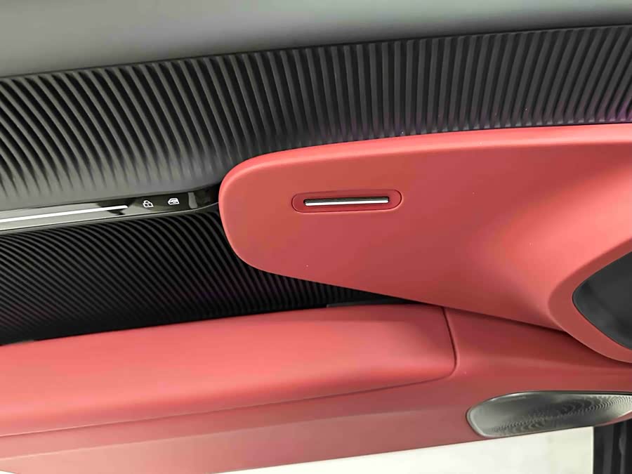 Avatr 12 2025 car image #14