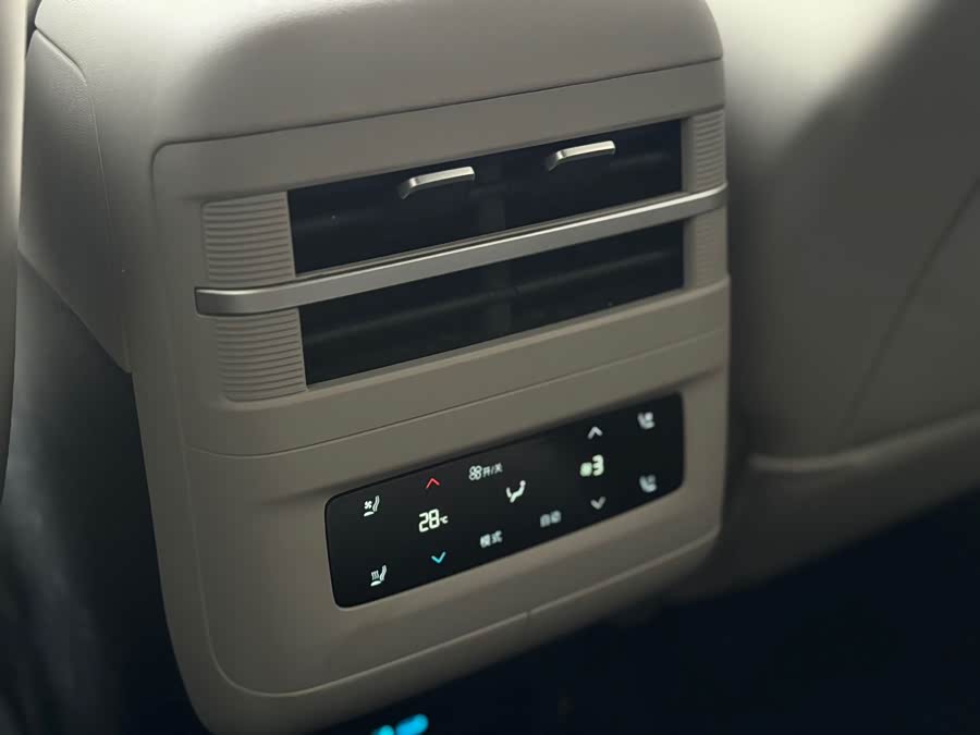 FangChengBao Tiger 7 2025 car image #14