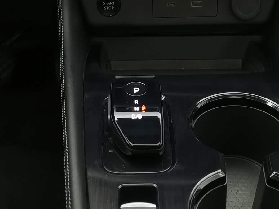 Nissan X-Trail 2024 imagem de carro #14