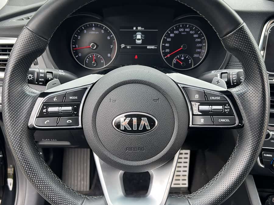 Kia K5 2020 صورة سيارة #14