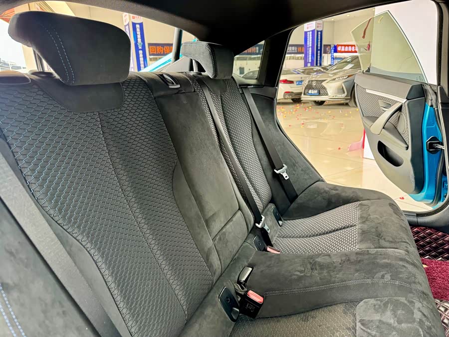 BMW 4 Series 2019 car image #14