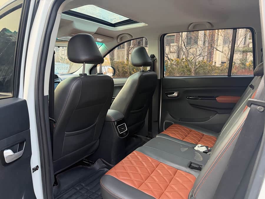 SWM斯威汽车 SWM斯威X3 2019 #14 SWM斯威汽车 SWM斯威X3 2019 汽车图片 #14