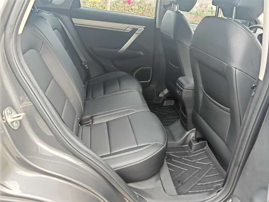 GEELY Coolray 2025 #14 GEELY Coolray 2025 car image #14