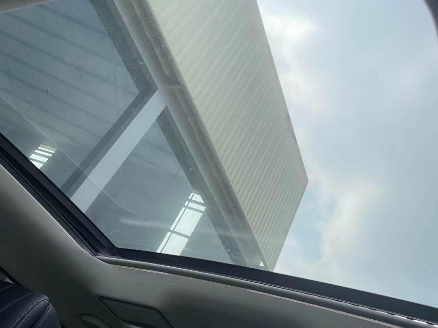 Mercedes-Benz C Class 2021 car image #14