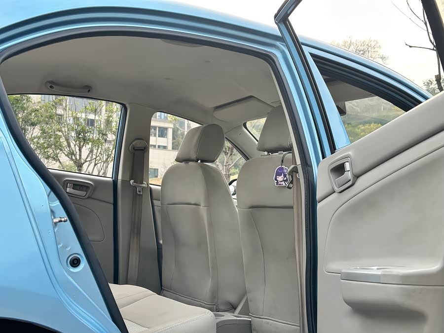 Changan Alsvin V3 2014 car image #14