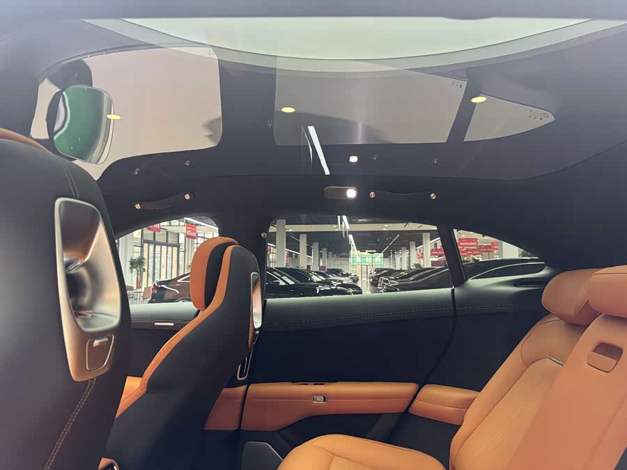 MI YU7 2025 image de voiture #14