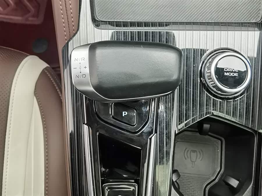 GEELY Monjaro 2023 car image #14
